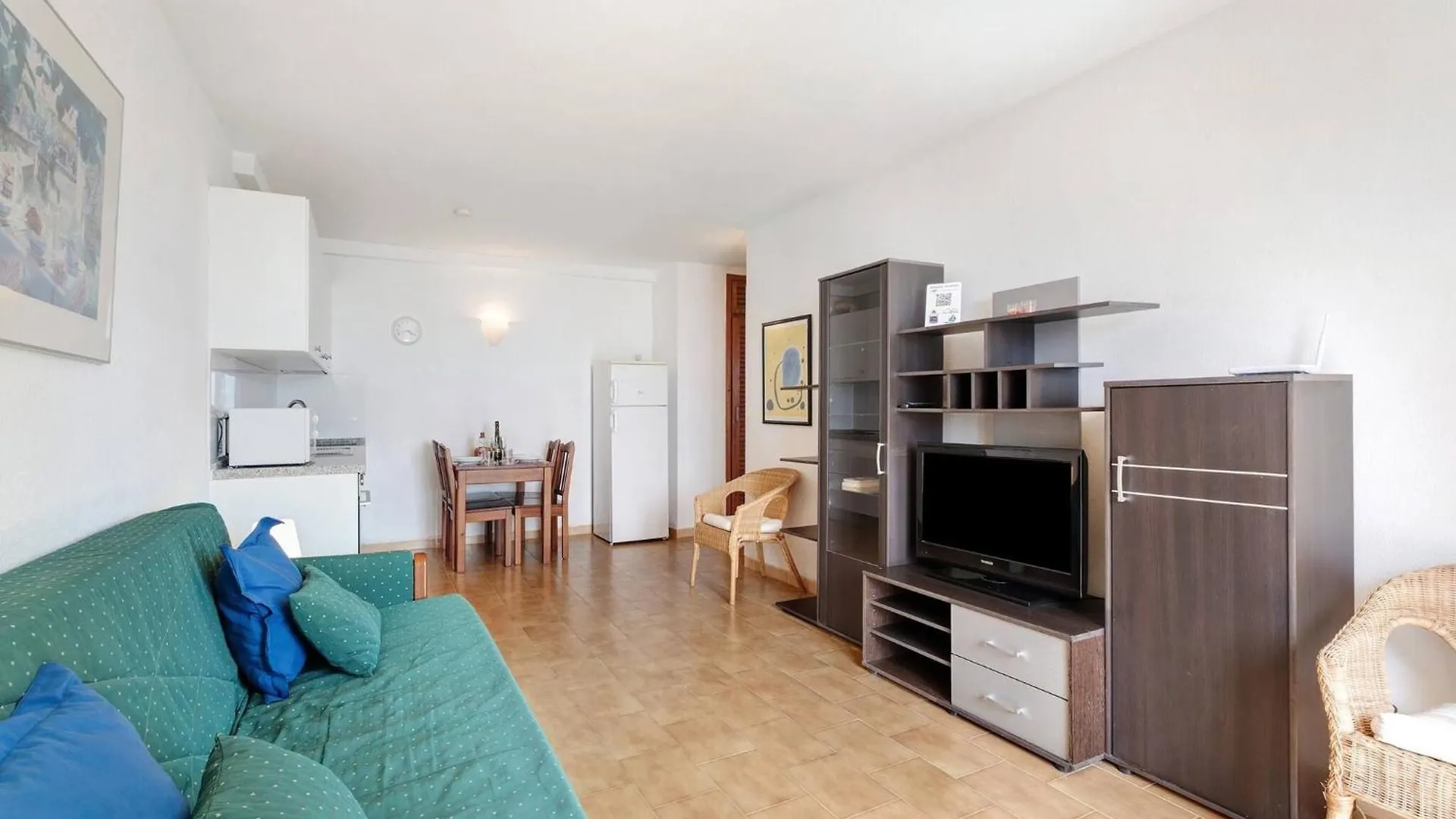 Costa Isora 1 Frontline Apartment Puerto de Santiago  0*, Puerto de Santiago (Tenerife) Spain